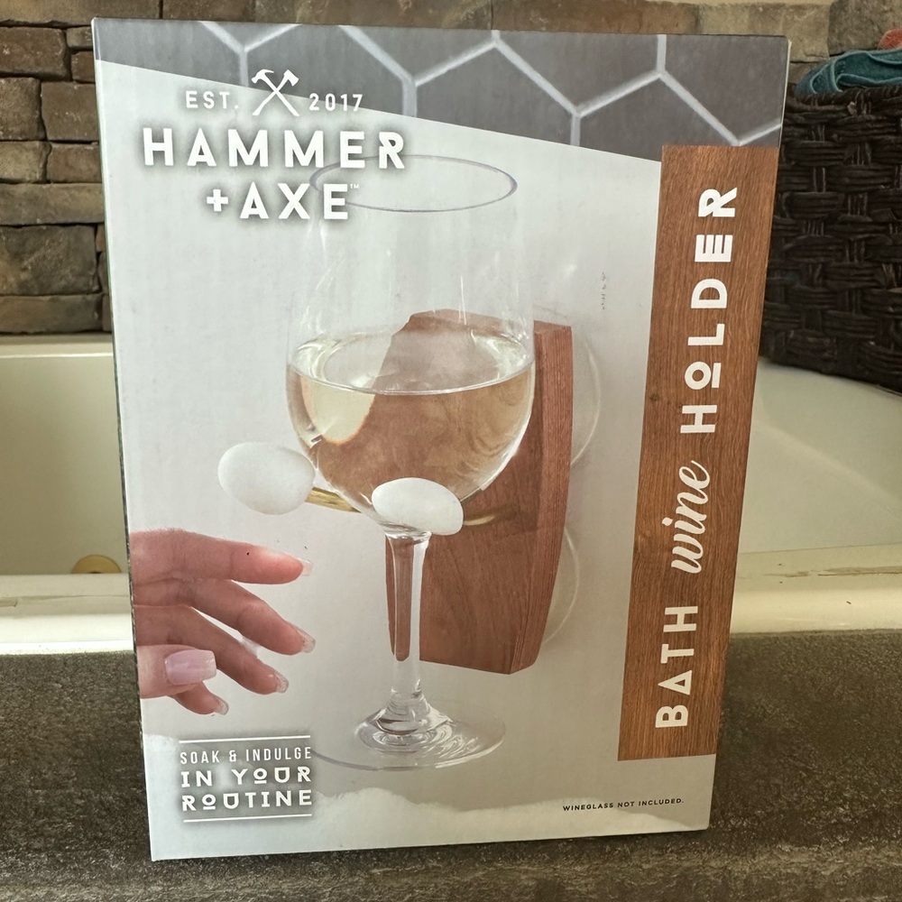 Hammer + Axe Bath Wine Holder
